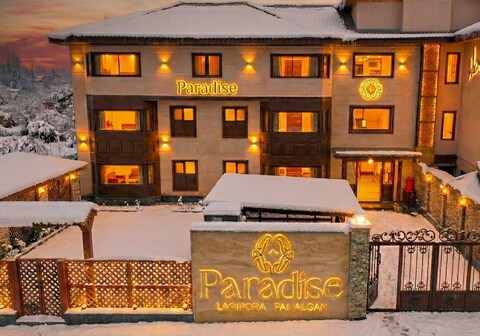 Paradise Hotels Pahalgam