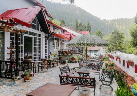 Swiss cottage(In house parking)