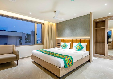 Treebo Premium Lalitha, RK Beach