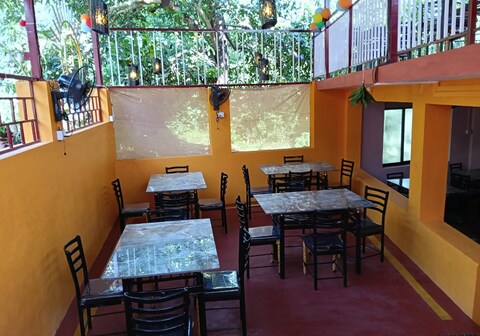 JIJA HOMESTAY RESTAURANT