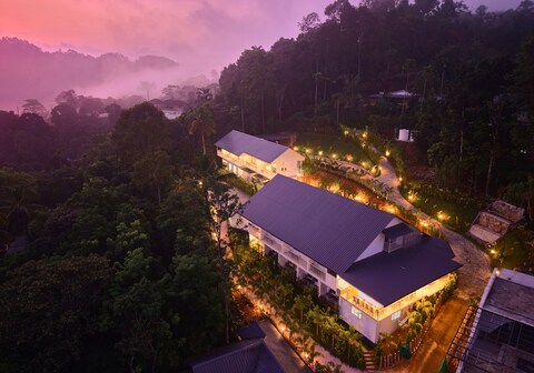 Ice cliff Resort Munnar by VOYE HOMES