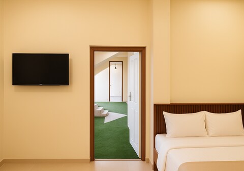 Zero Clock Mangrove Resort