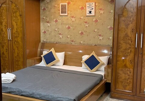 Under My Roof Hauz Khas | Serviced Apartment
