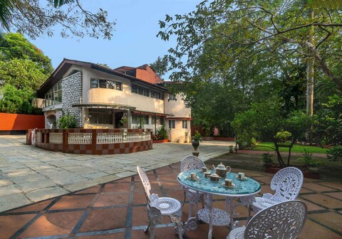 StayVista at Cove Cottage Villa w/ Spacious Lawn