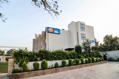 HOTEL PREMIUM FLEMINGO, Zirakpur HOTEL PREMIUM FLEMINGO, Zirakpur
