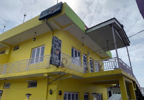 Paper Planes Sky View Guest House