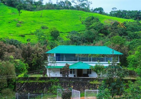 Tabor hills classic cottage