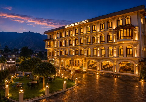 Hotel Naqash Residency