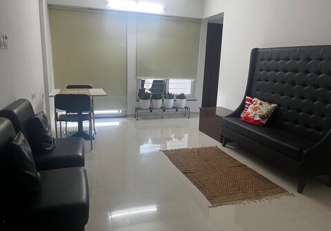 Ekab Serviced Apartments