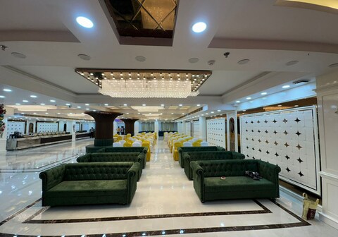 London Bridge 2.0 Rooms & Banquet