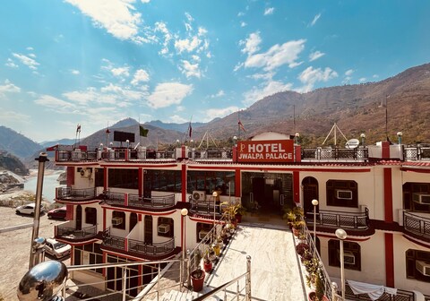 Hotel Jwalpa Palace