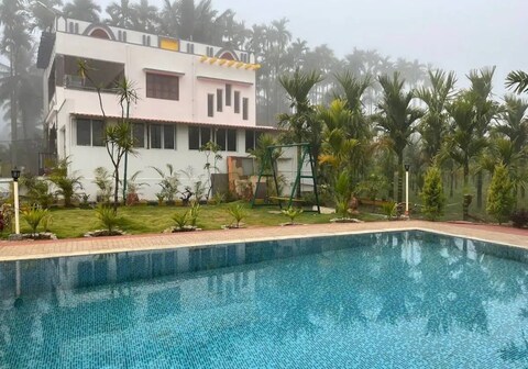 The Blue Villa by 8055 Stays