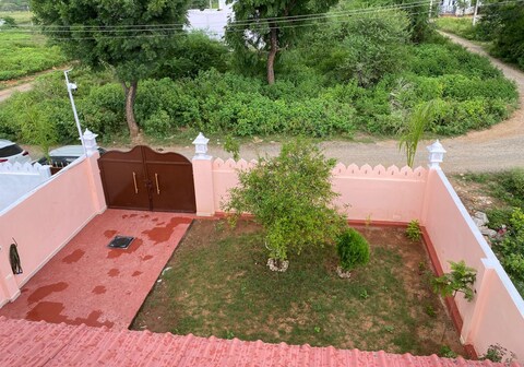 Dakshraj Villa