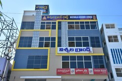 NICHALA GRAND LODGE MANGALAGIRI, Guntur NICHALA GRAND LODGE MANGALAGIRI, Guntur