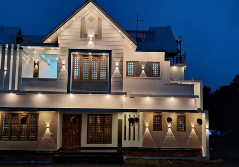 Rockland Holidays Villa