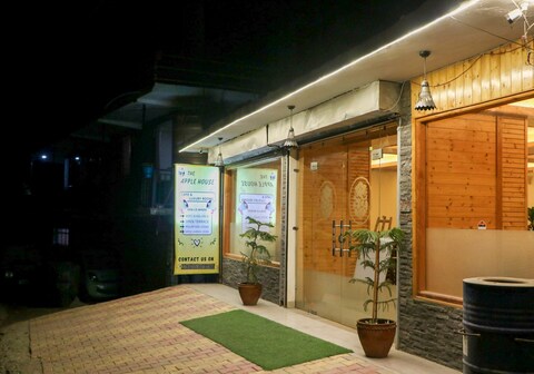 Apple house Manali