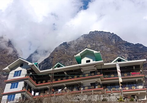 Hotel Pelri Lachung