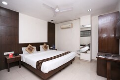 OYO 1824 Hotel Grand Peepal, Delhi OYO 1824 Hotel Grand Peepal, Delhi