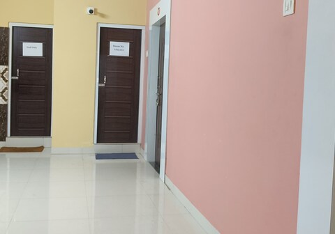 Mahalaxmi Guest House 7 Mins Walk From Puri Railway Station