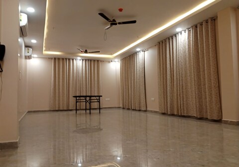 Amrawatee Banquet And Lawn