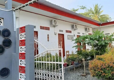 Hotel O Kost Reski 1 Near Pasar Rakyat Limbung