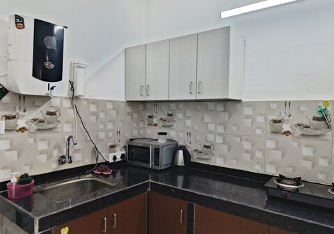 Peaceful 2 BHK in Siolim Private Pool Access