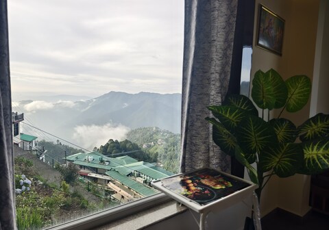 Katyal's Studio: The Himalayan Delight