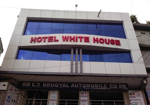 Hotel White House