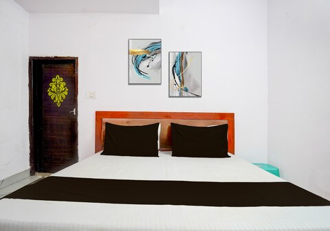 Hotel O The Palm Leaf
