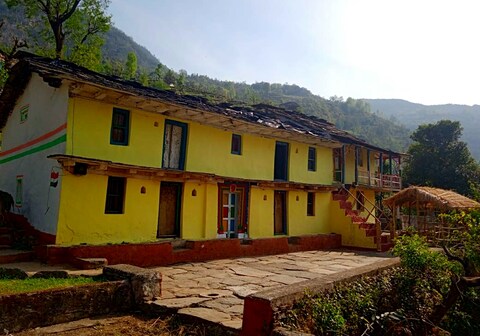 StayApart | Room at Kholi Dandyaali