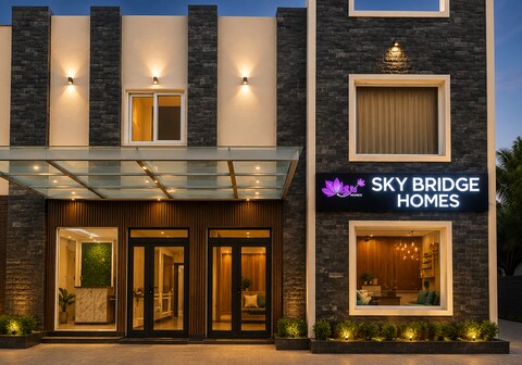 Sky Bridge Homes | Mountain Stay Near Glass Bridge