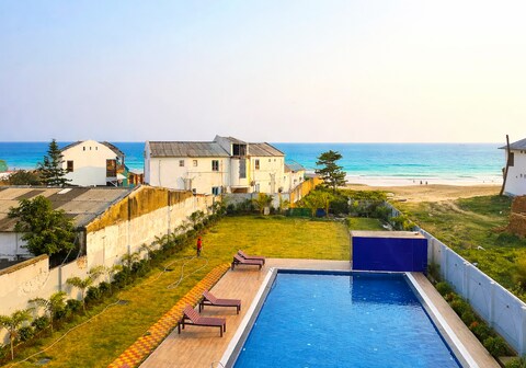 HOTEL TIGER INN BEACH RESORT