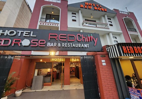 Hotel Red Rose