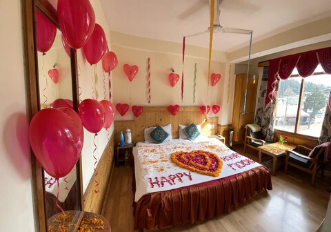 Hotel Snow Mountain Mall Road Manali