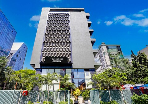 Townhouse Magarpatta City Formerly Emerald Guestimony