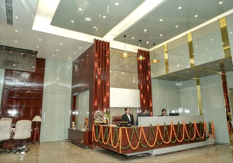 Hotel Narayani International, Kawardha