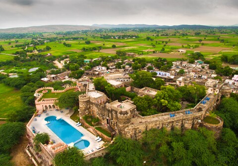 Neemrana's - Hill Fort - Kesroli