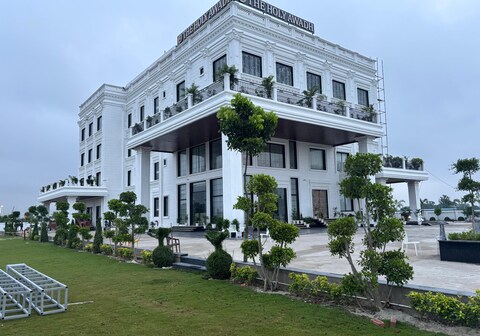 The Holy Awadh Hotel