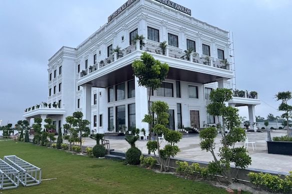 The Holy Awadh Hotel