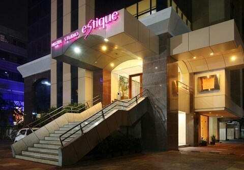 Hotel Studio Estique