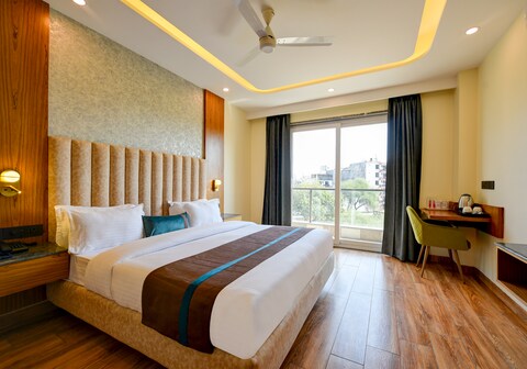 Soft Stayz by Soft Petals