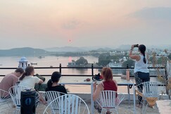 Tamasha |Lakeview Rooms & Rooftop Restaurant|, Udaipur Tamasha |Lakeview Rooms & Rooftop Restaurant|, Udaipur