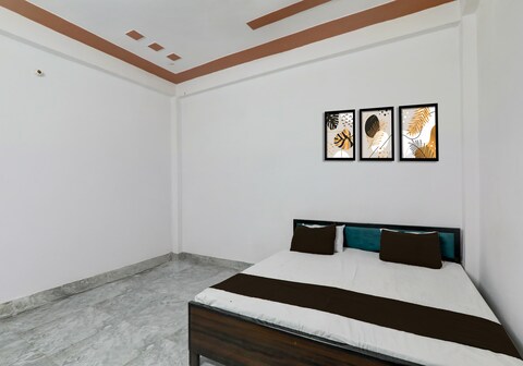 SPOT ON Royel Grand Hotel Nabedi