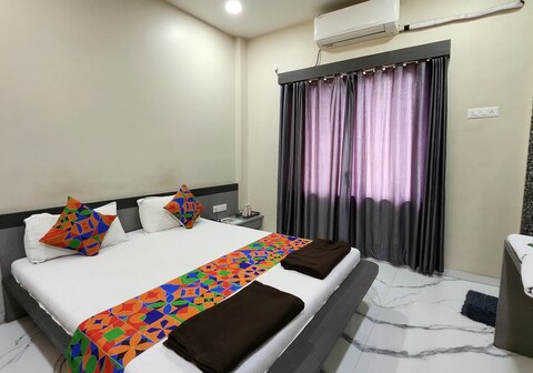 HOTEL PRIYA