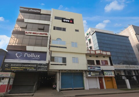 Hotel O Raj Mahal INN