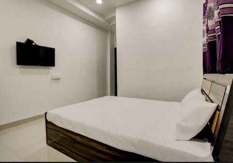 Shri Kanha Inn Lodging And Boarding