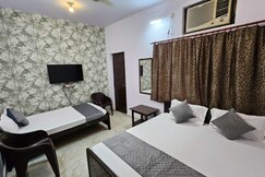 Mandakini Tatt Homestay | Near Kashi Vishwanath, Varanasi Mandakini Tatt Homestay | Near Kashi Vishwanath, Varanasi