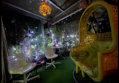 South Stays - Looks Like a Dream