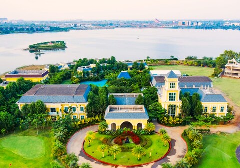 Fairway Golf and Lake Resort