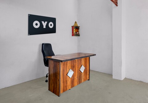 SPOT ON The Guru Diamond Hotel